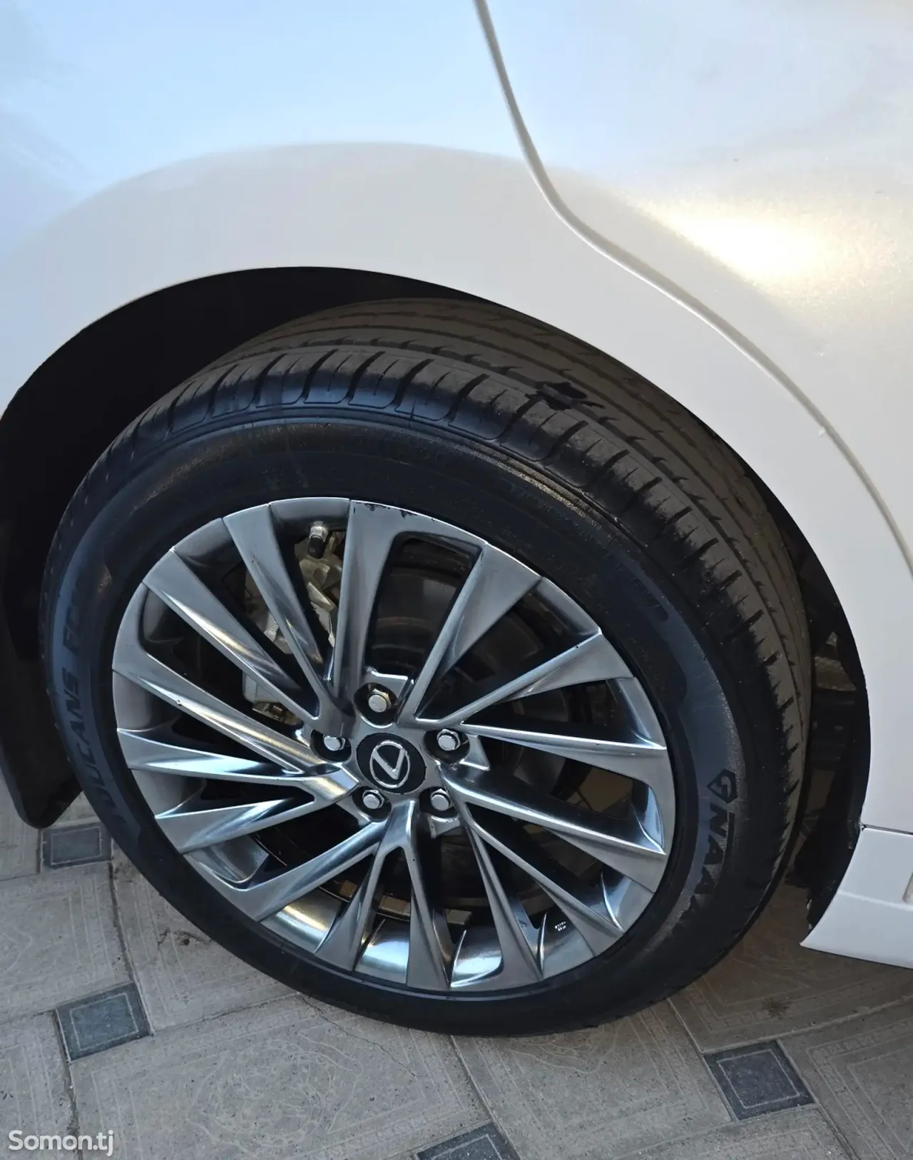 Lexus ES series 2023 · 3.0 AT