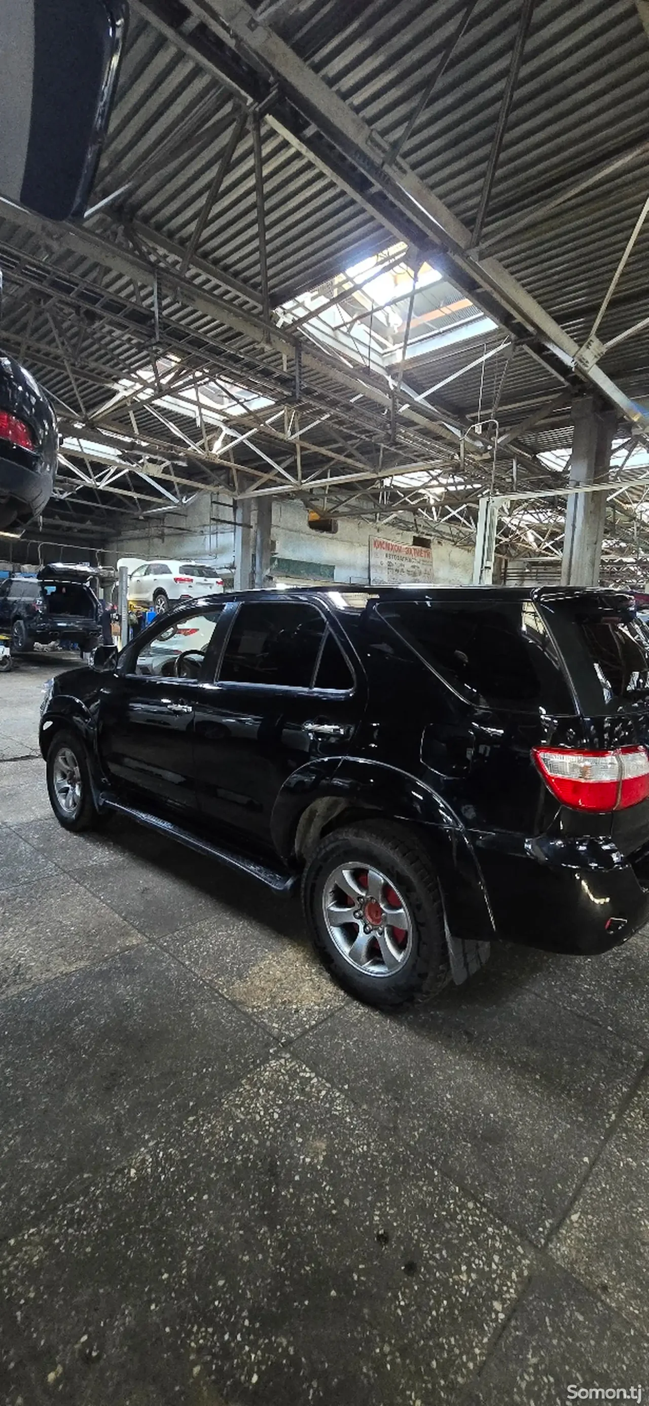 Toyota Fortuner 2008 · 2.7 MT