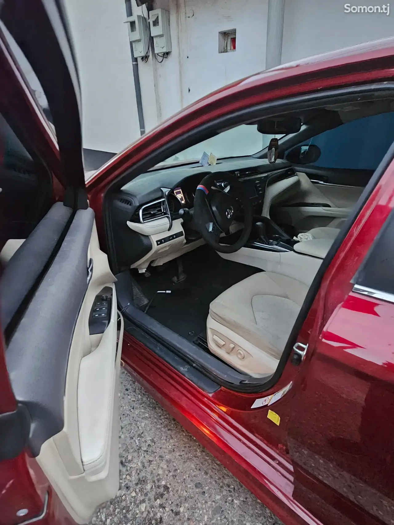Toyota Camry 2018 · 2.5 AT