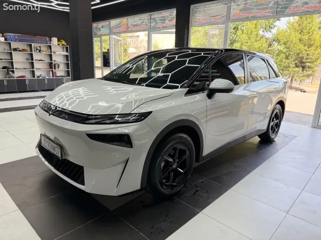 Dongfeng L7 2025 · AT