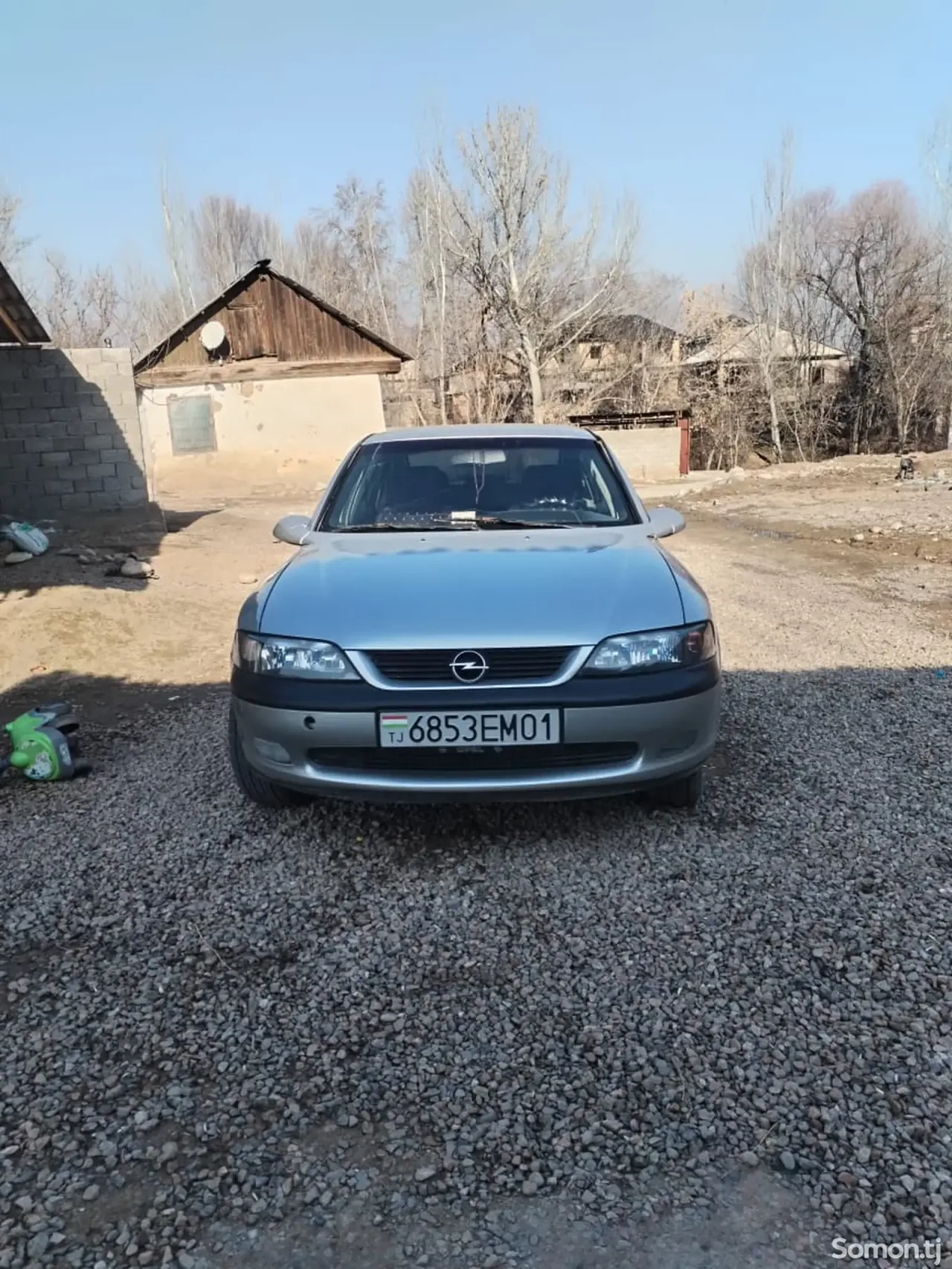Opel Vectra B 1998 · 1.6 MT