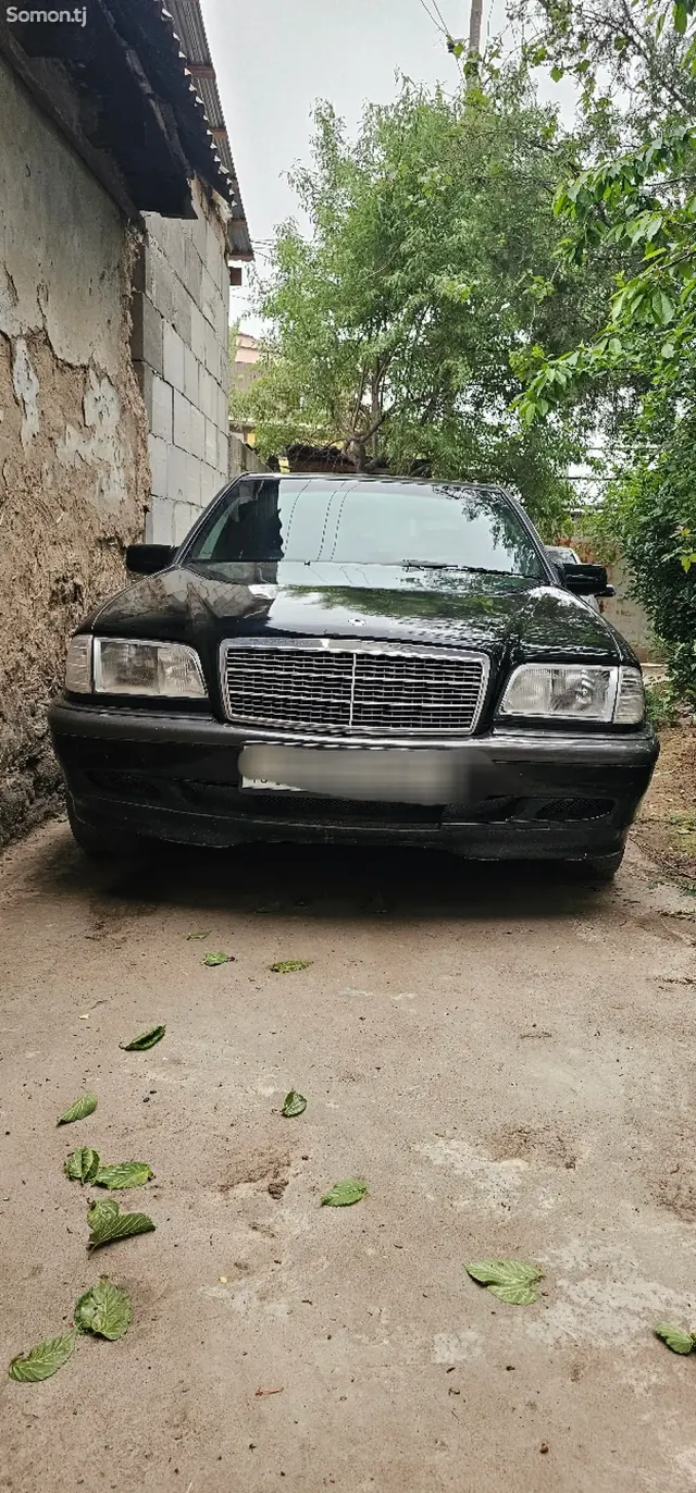 Mercedes-Benz C class 1997 · 1.8 MT