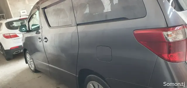 Toyota Alphard 2014 · 2.4 CVT