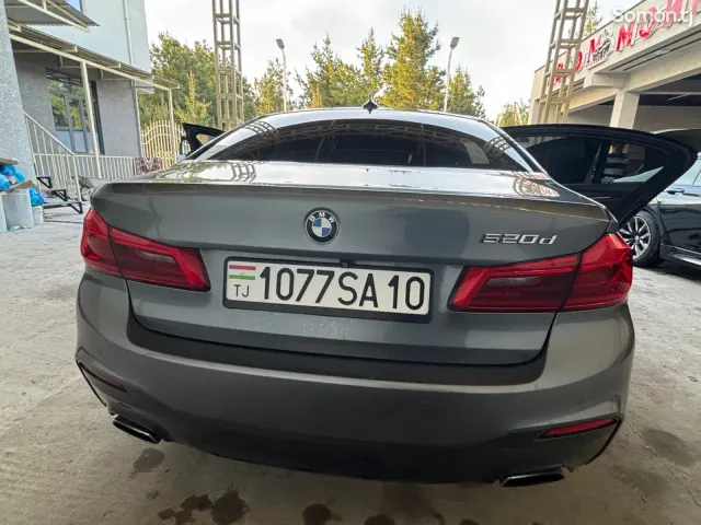 BMW 5 series 2017 · 2.0 AT
