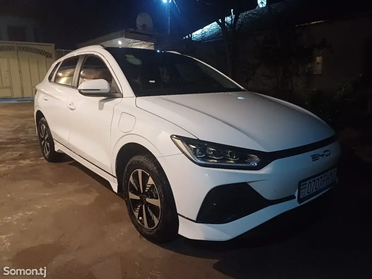 BYD E2 2024 · AT