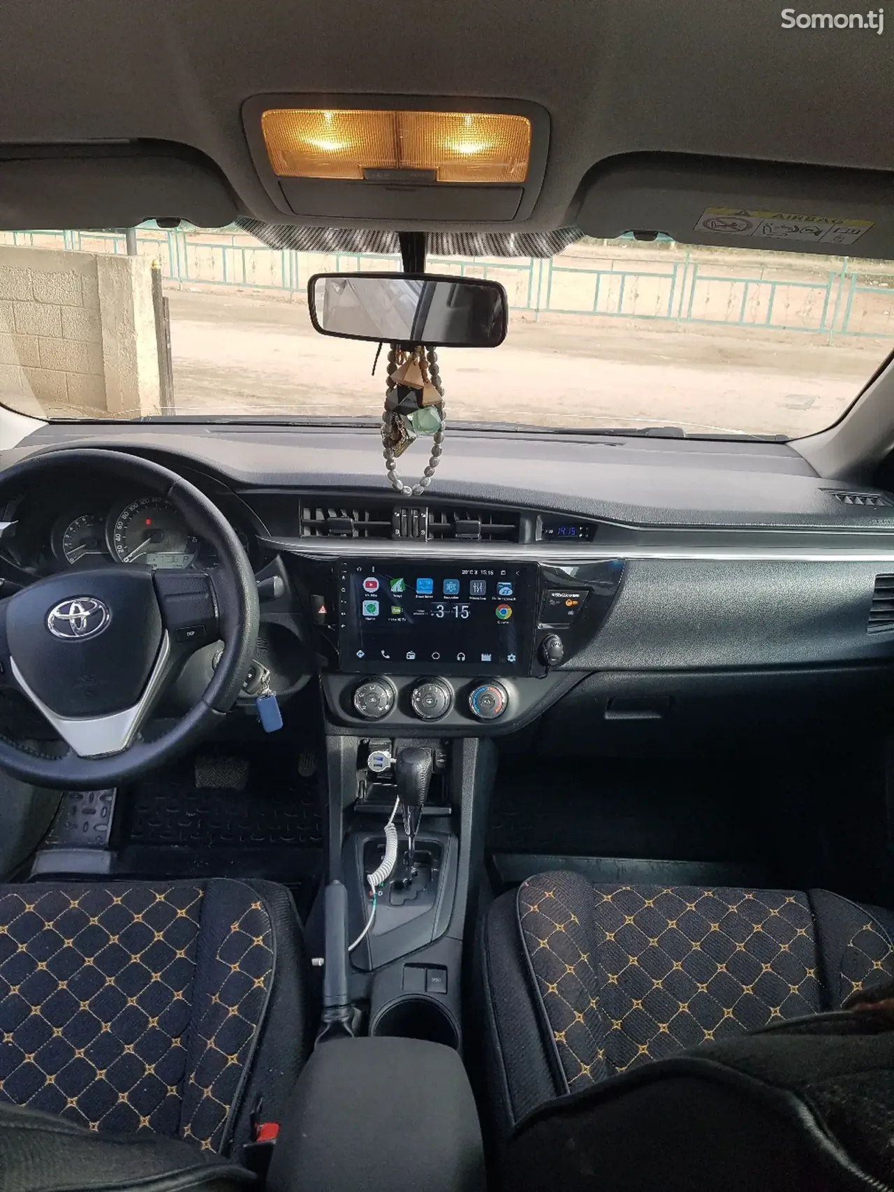 Toyota Corolla 2013 · 1.6 AT