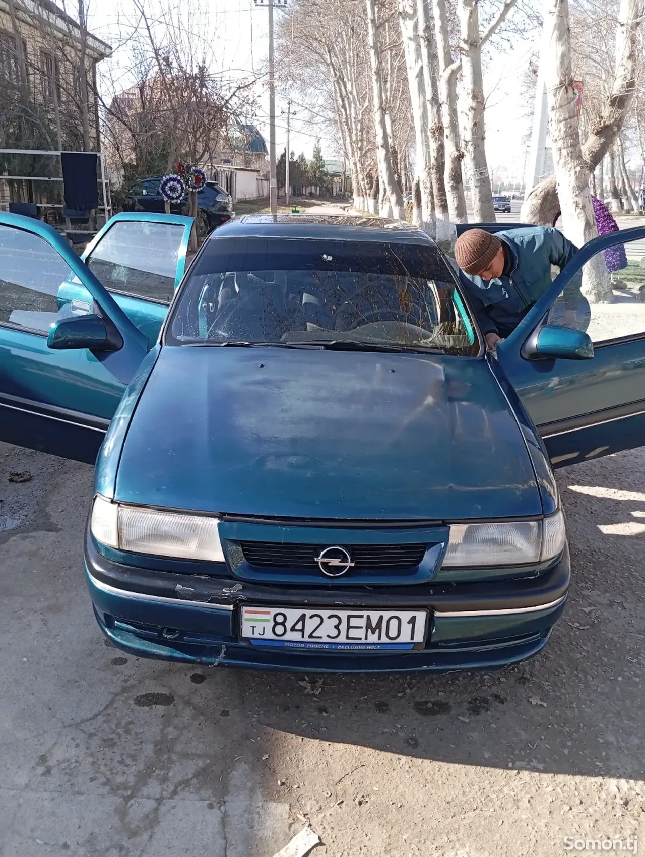 Opel Vectra A 1995 · 1.8 MT