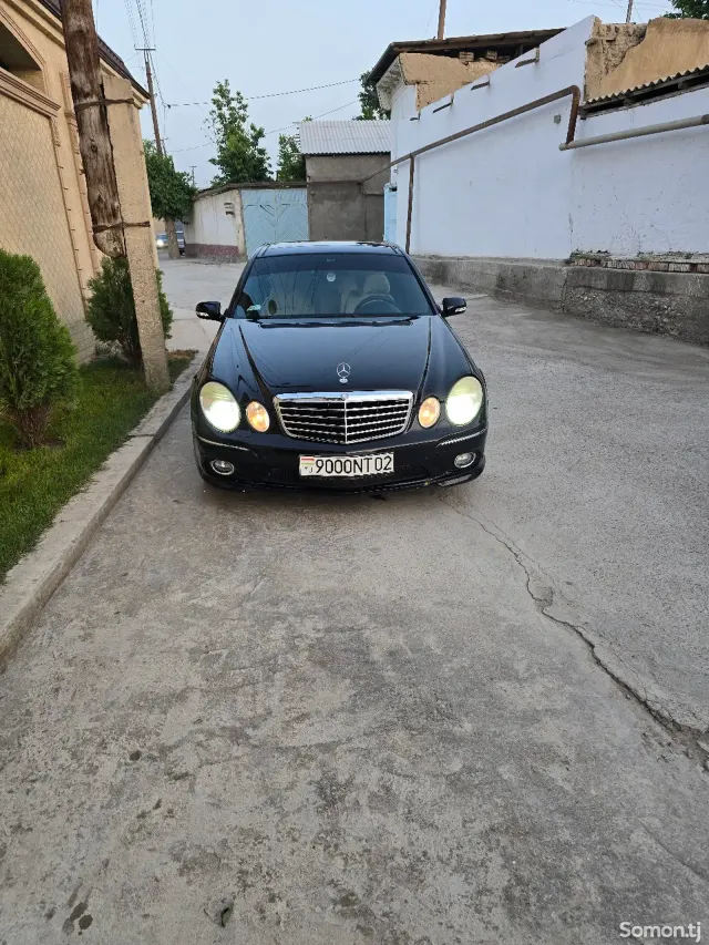 Mercedes-Benz E class 2008 · 3.5 AT