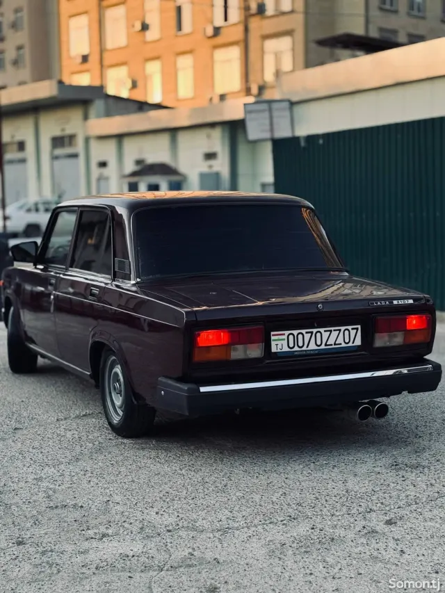 Lada (ВАЗ) 2107 2007 · 1.7 MT