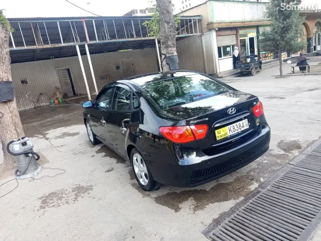 Hyundai Avante 2007 · 1.6 AT