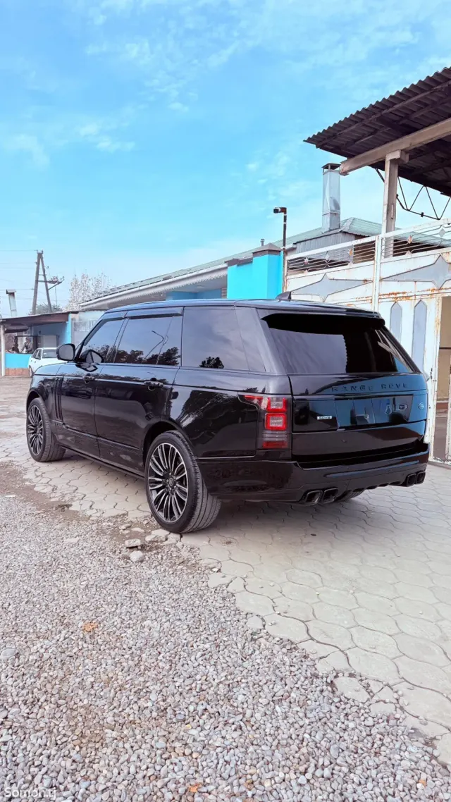 Land Rover Vogue 2017 · 4.4 AT
