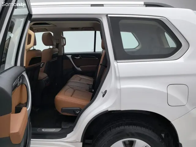 Haval H8 2015 · 2.0 AT