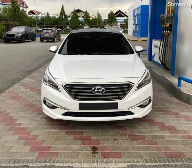 Hyundai Sonata 2015 · 2.0 AT