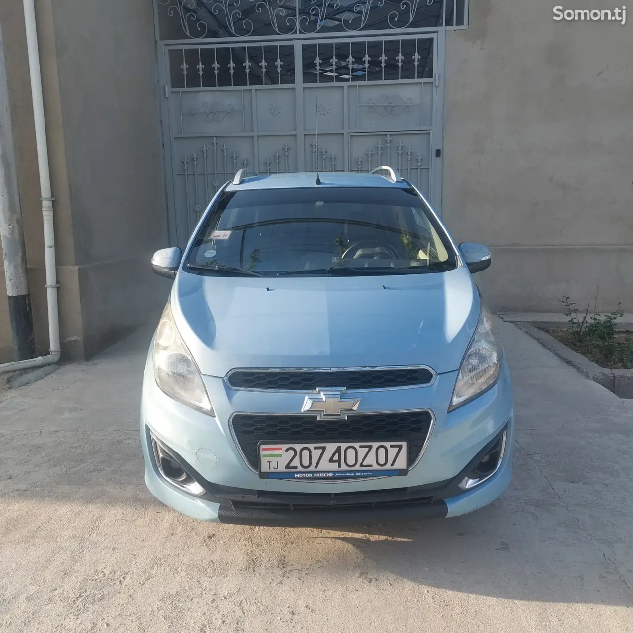 Chevrolet Spark 2014 · 1.0 AT