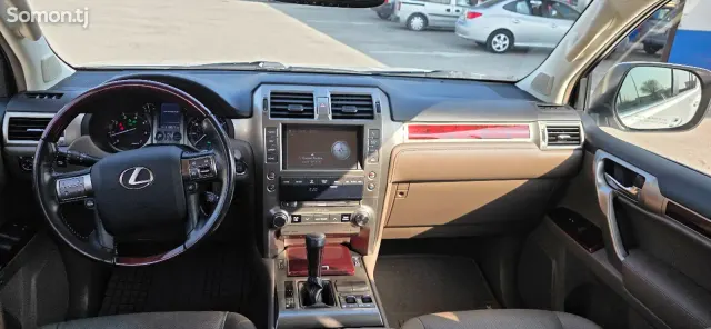 Lexus GX series 2016 · 4.7 AT