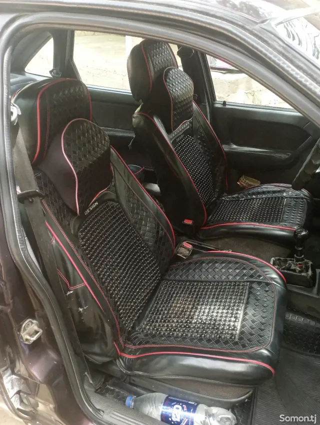 Opel Vectra A 1992 · 1.8 MT