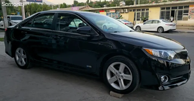 Toyota Camry 2014 · 2.5 AT