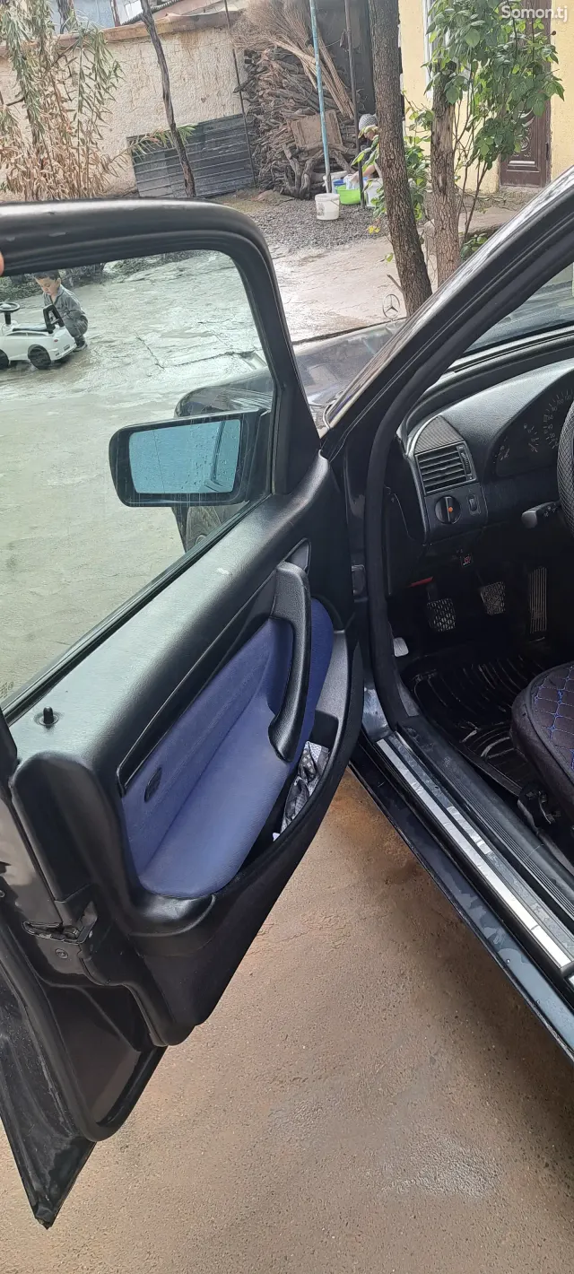 Mercedes-Benz C class 1999 · 1.8 MT