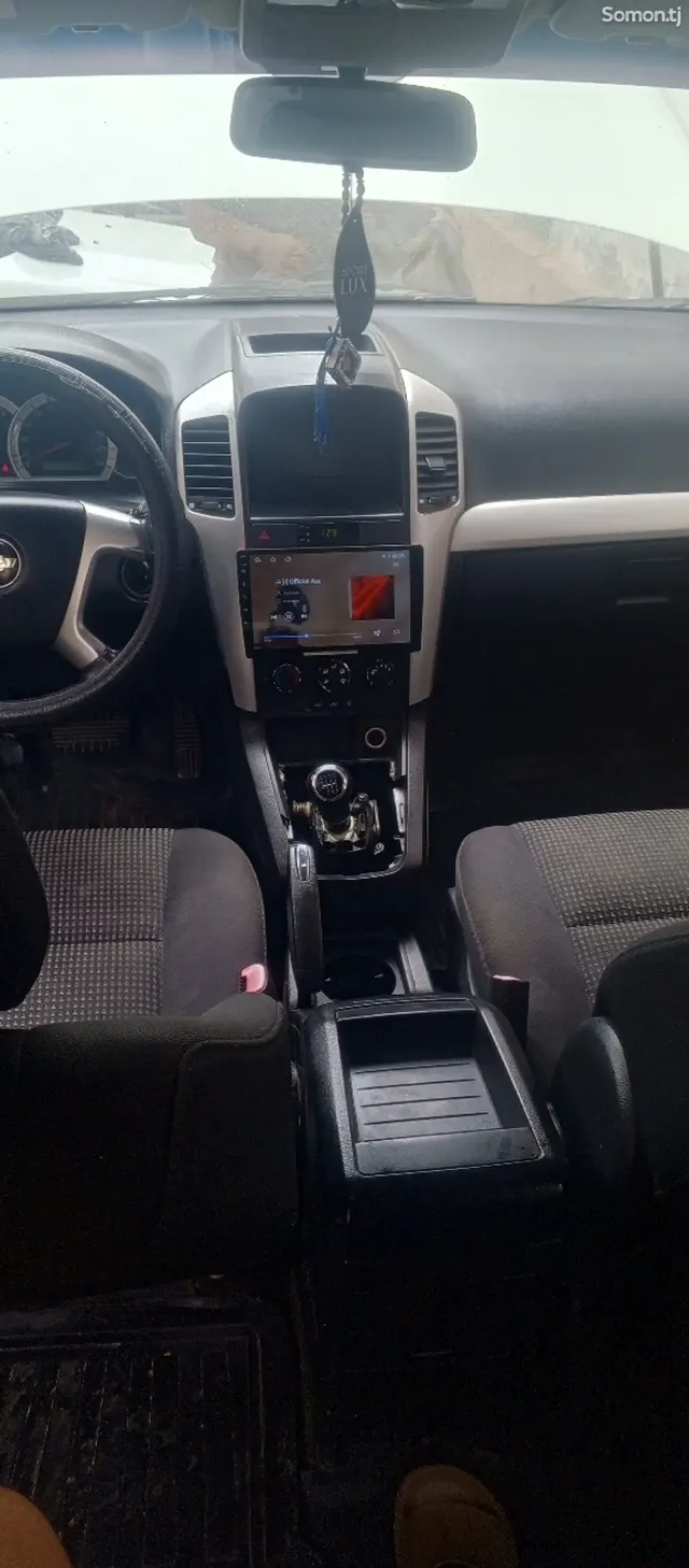 Chevrolet Captiva 2009 · MT