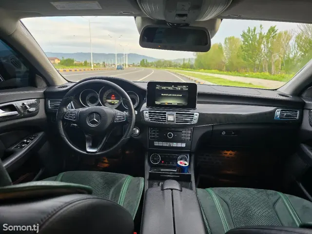 Mercedes-Benz CLS class 2015 · 2.5 AT
