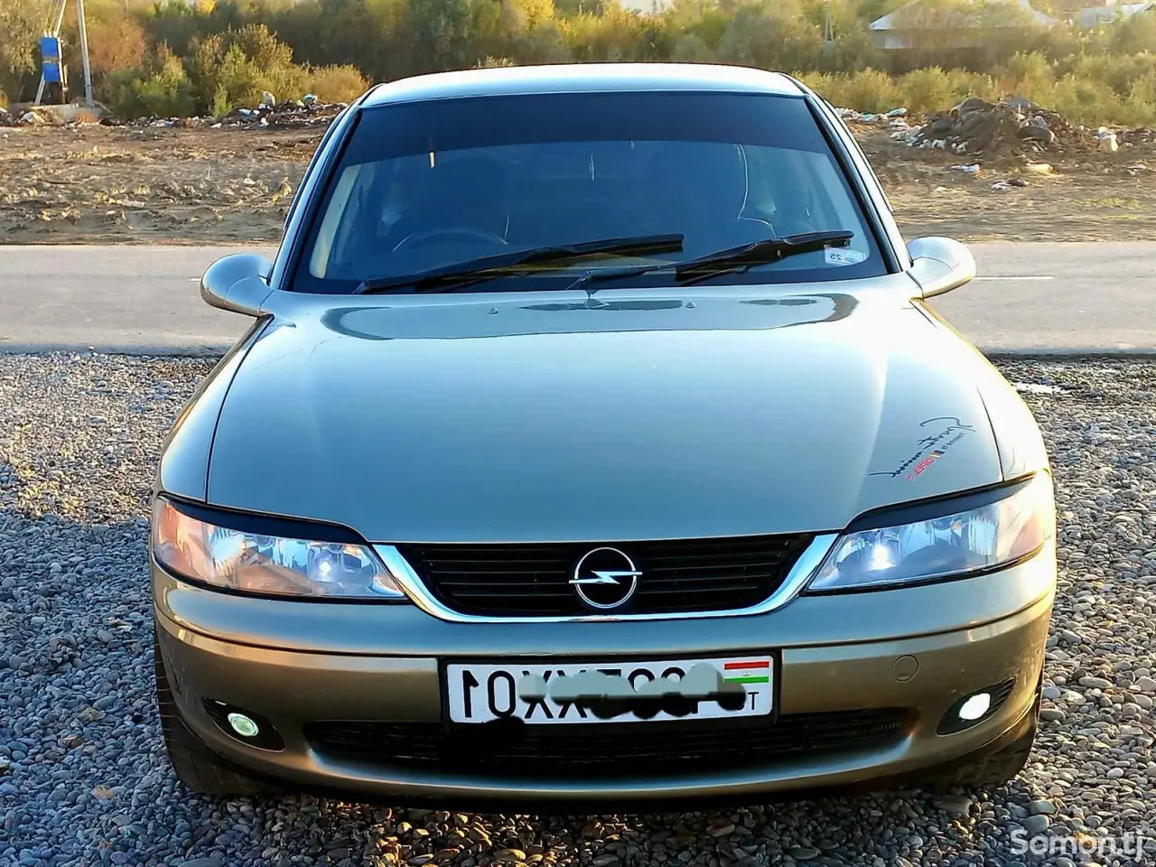 Opel Vectra B 1999 · 1.6 MT
