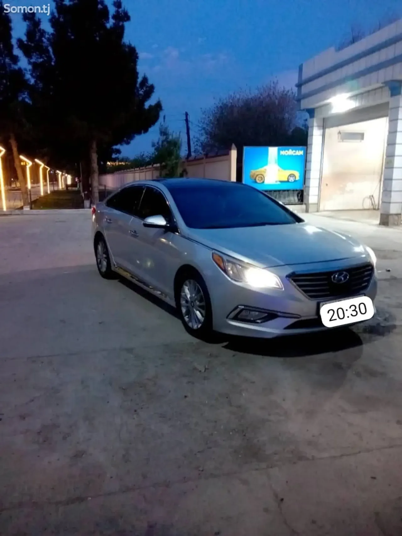 Hyundai Sonata 2015 · 2.4 AT