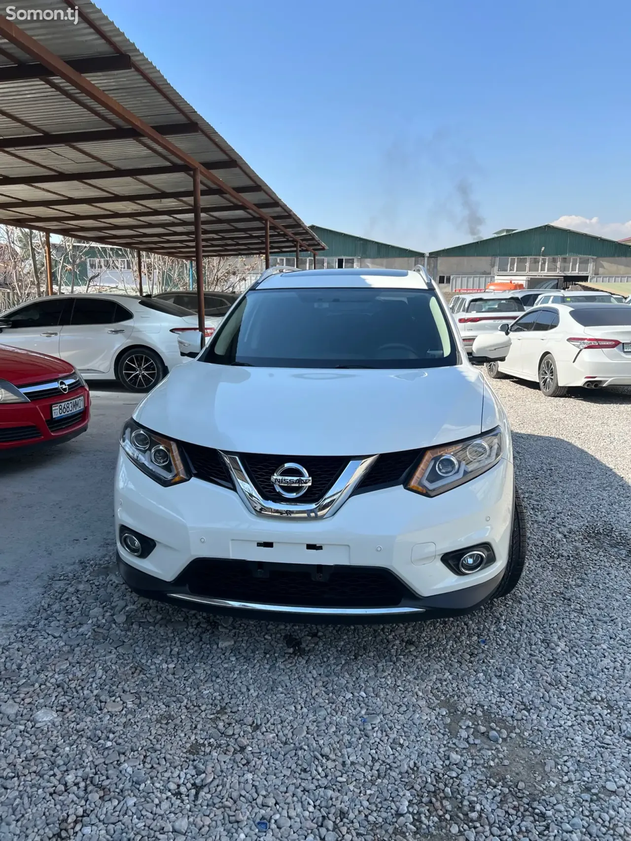 Nissan X-Trail 2014 · 2.5 AT
