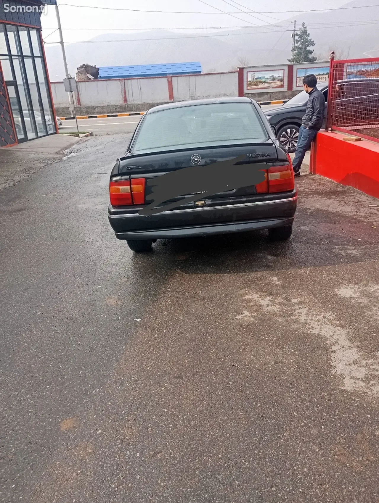 Opel Vectra A 1994 · 1.6 MT
