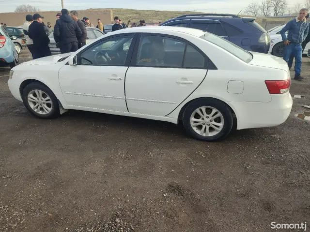 Hyundai Sonata 2006 · 2.0 AT