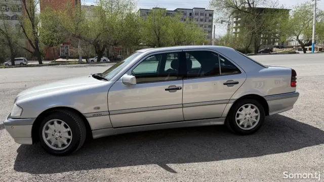 Mercedes-Benz C class 1999 · 2.0 AT