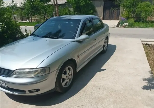 Opel Vectra B 1999 · 1.6 AT