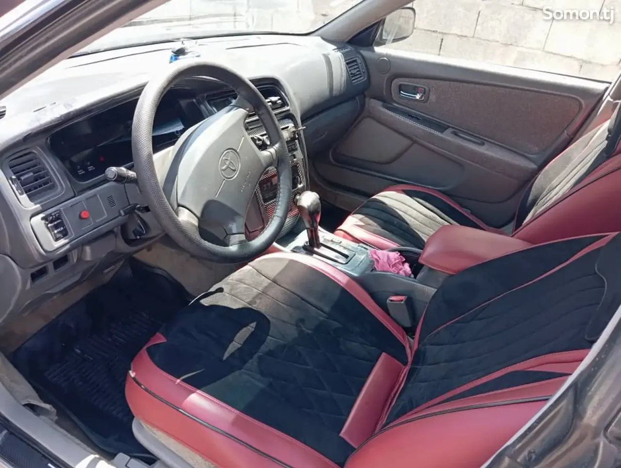 Toyota Mark II 1996 · 2.3 AT