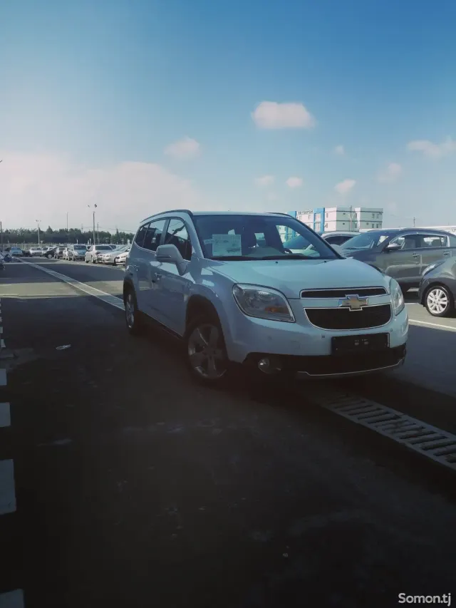 Chevrolet Orlando 2015 · 2.0 AT