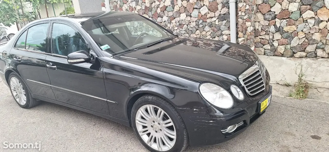 Mercedes-Benz E class 2007 · 3.5 AT