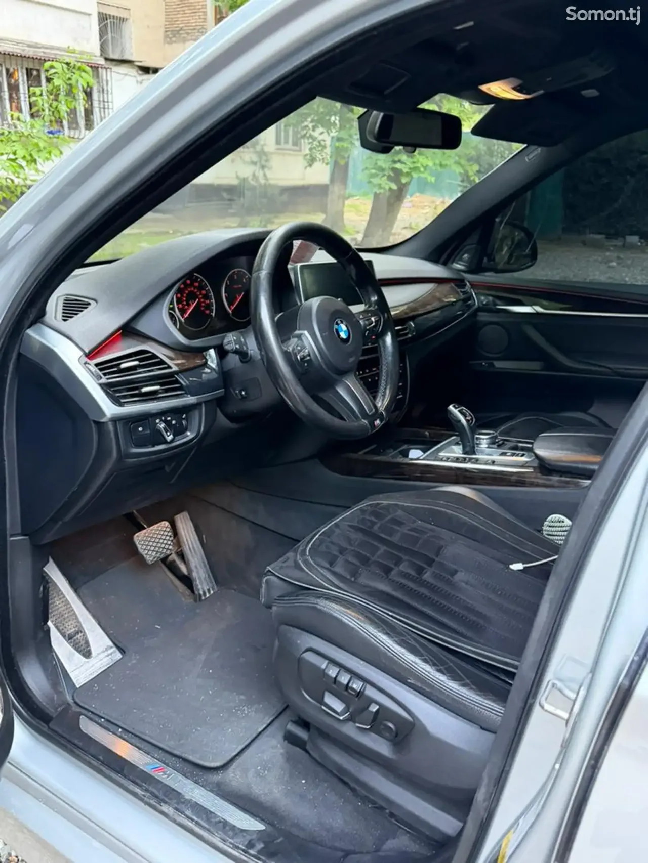 BMW 5 series 2014 · 3.5 AT