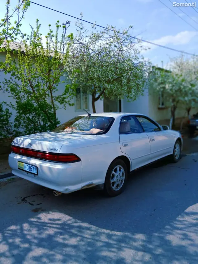 Toyota Mark II 1995 · 2.5 AT