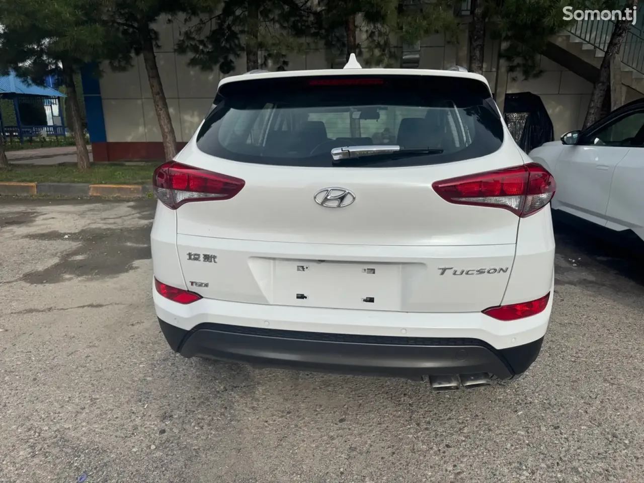 Hyundai Tucson 2016 · 1.6 AT
