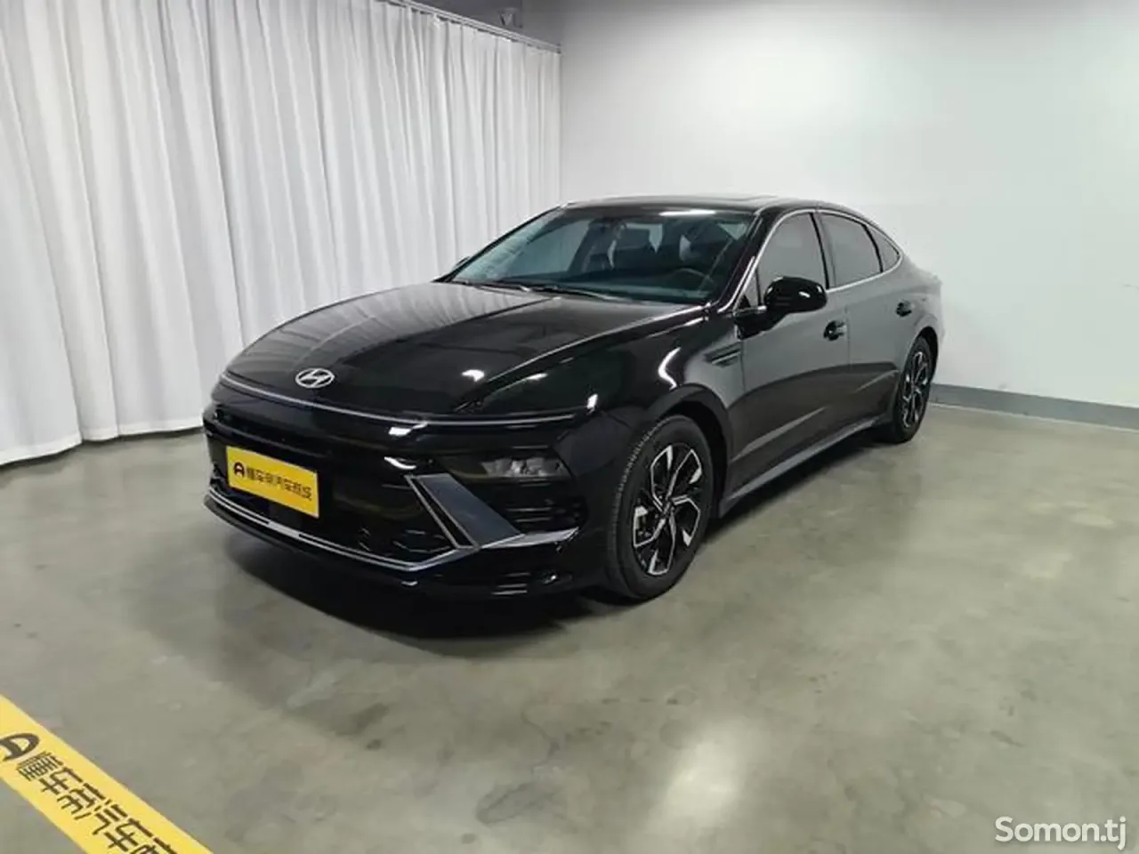 Hyundai Sonata 2025 · 1.5 AT