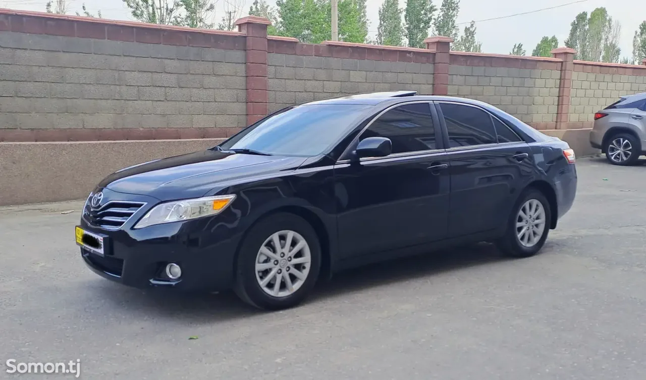 Toyota Camry 2010 · 2.5 AT