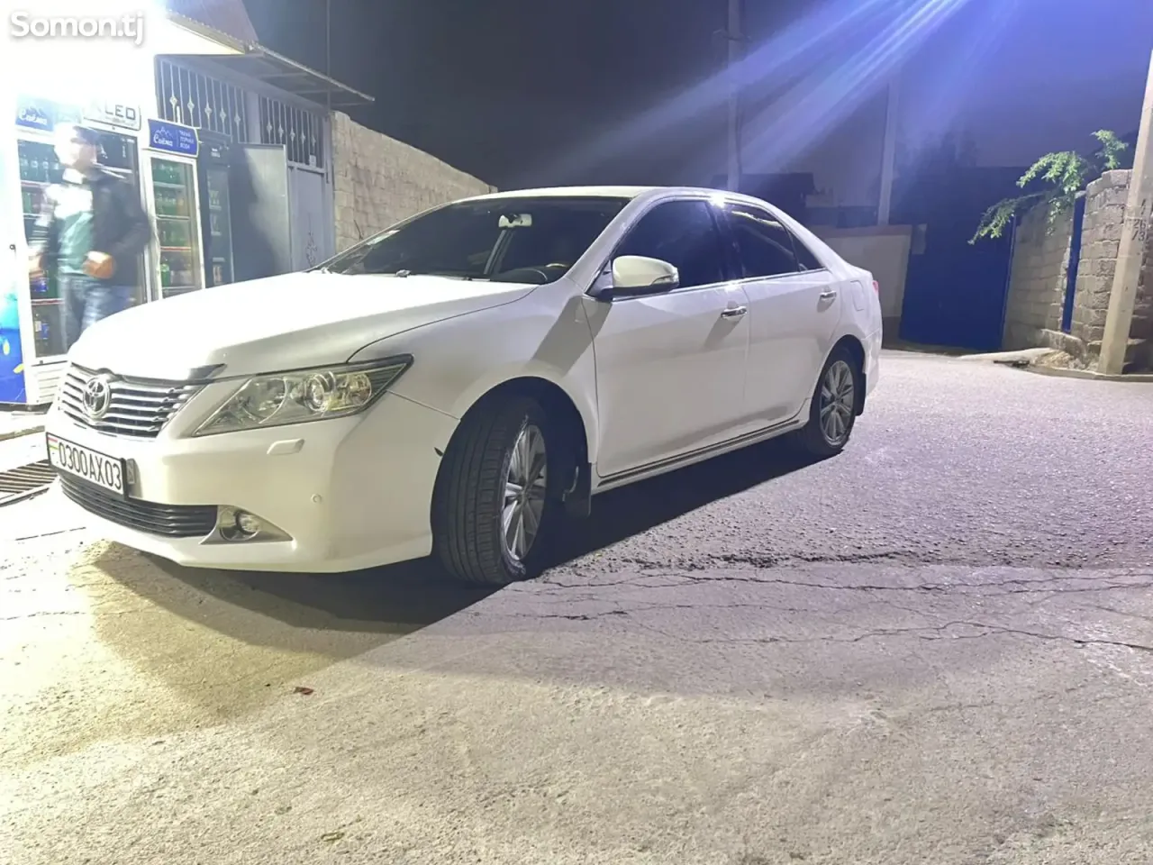 Toyota Camry 2013 · 2.5 AT