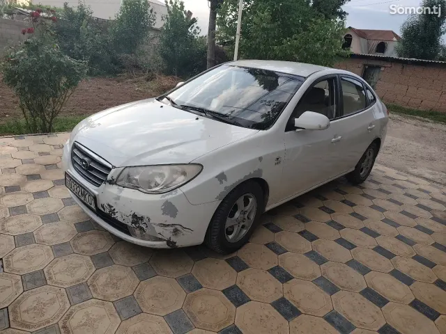 Hyundai Avante 2007 · 1.6 AT
