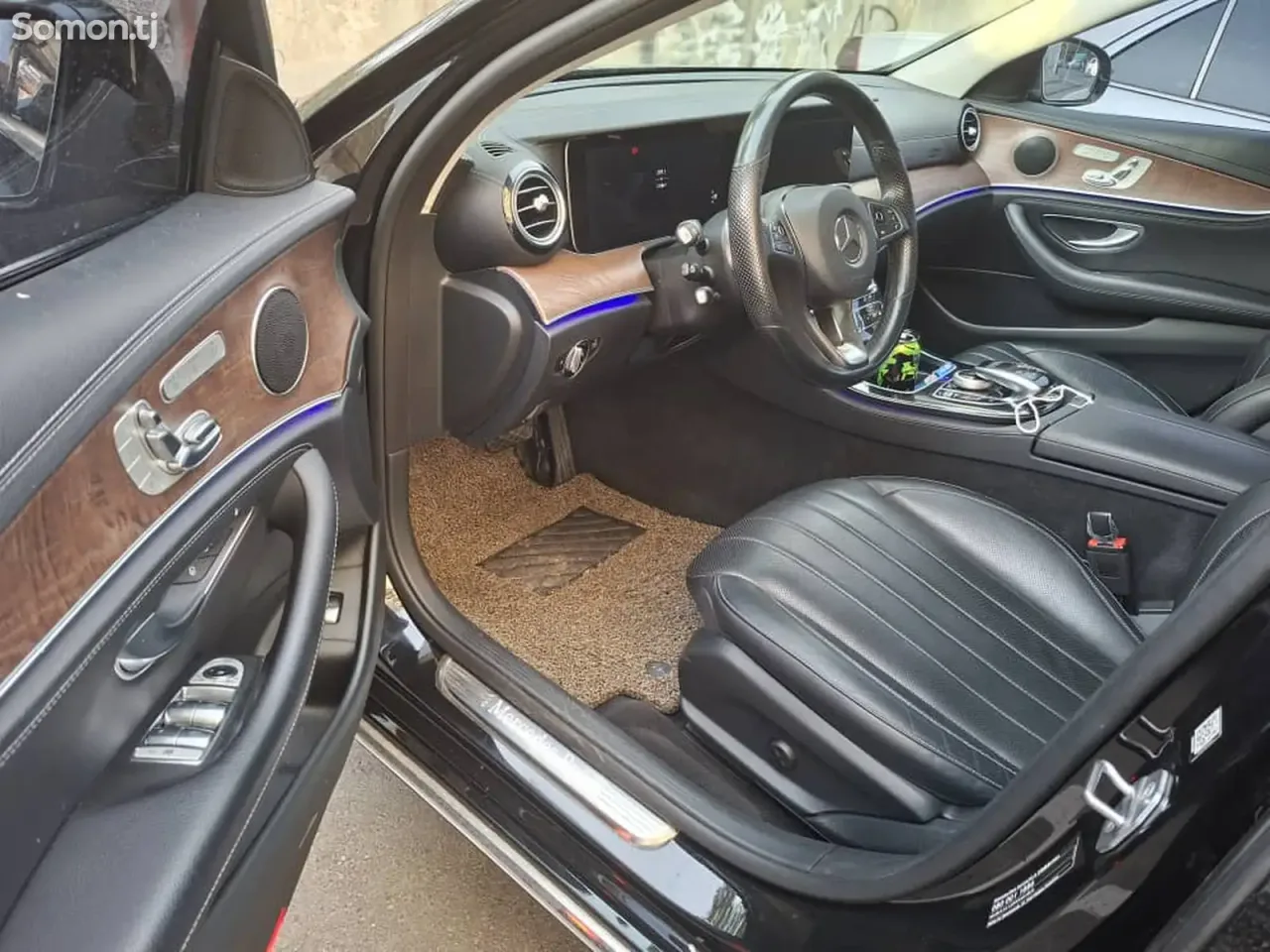 Mercedes-Benz E class 2016 · 3.0 AT