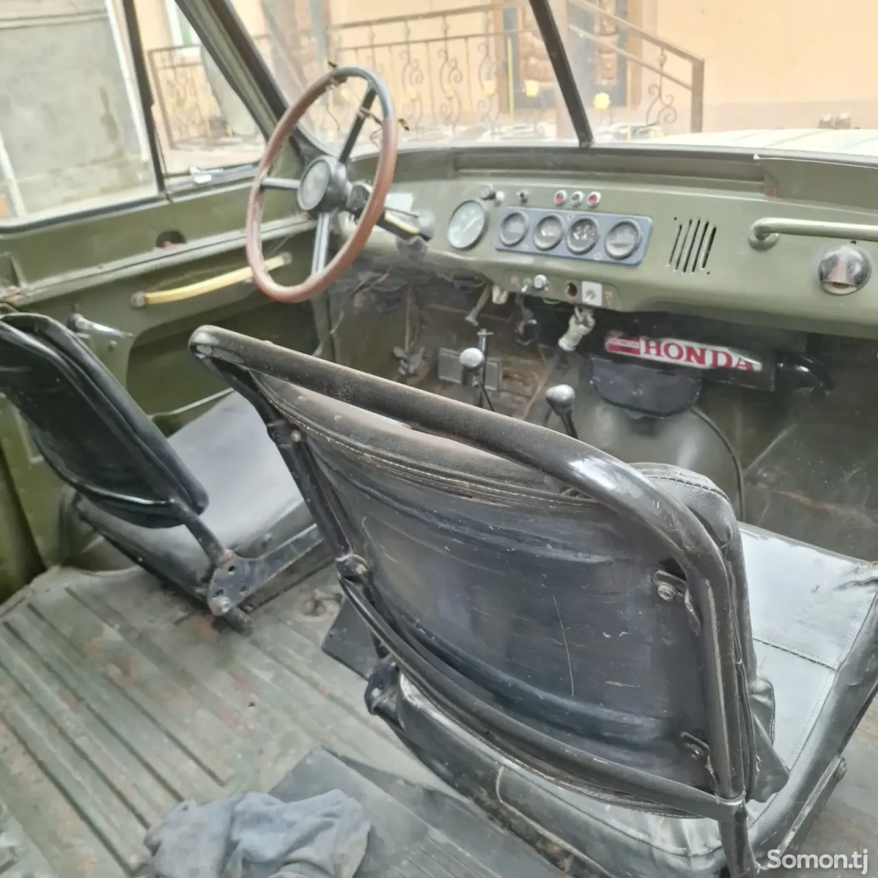 УАЗ 469 1982 · 1.9 MT