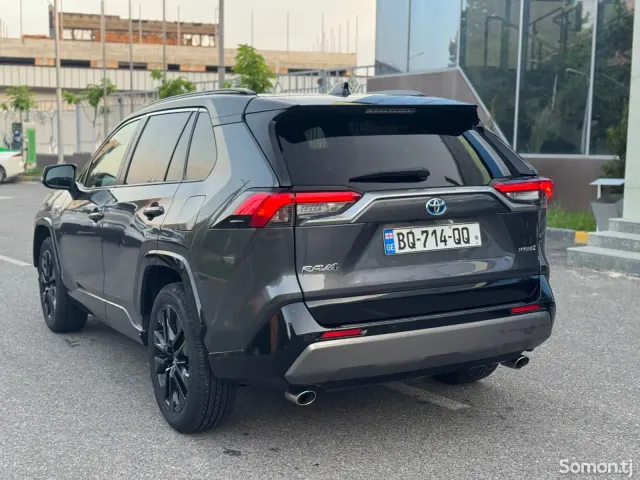 Toyota RAV 4 2020 · 2.5 AT