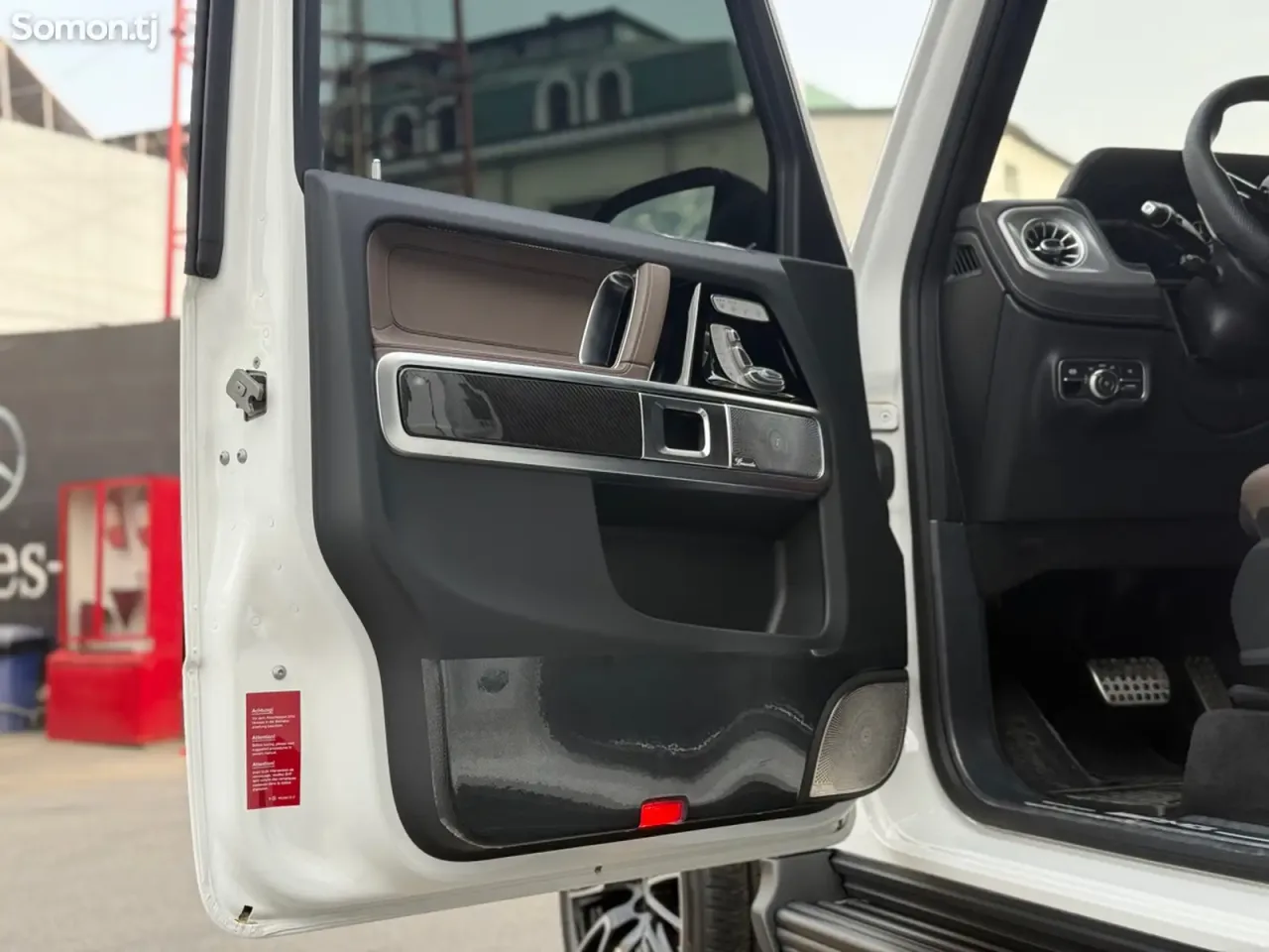Mercedes-Benz G class 2025 · 4.0 AT