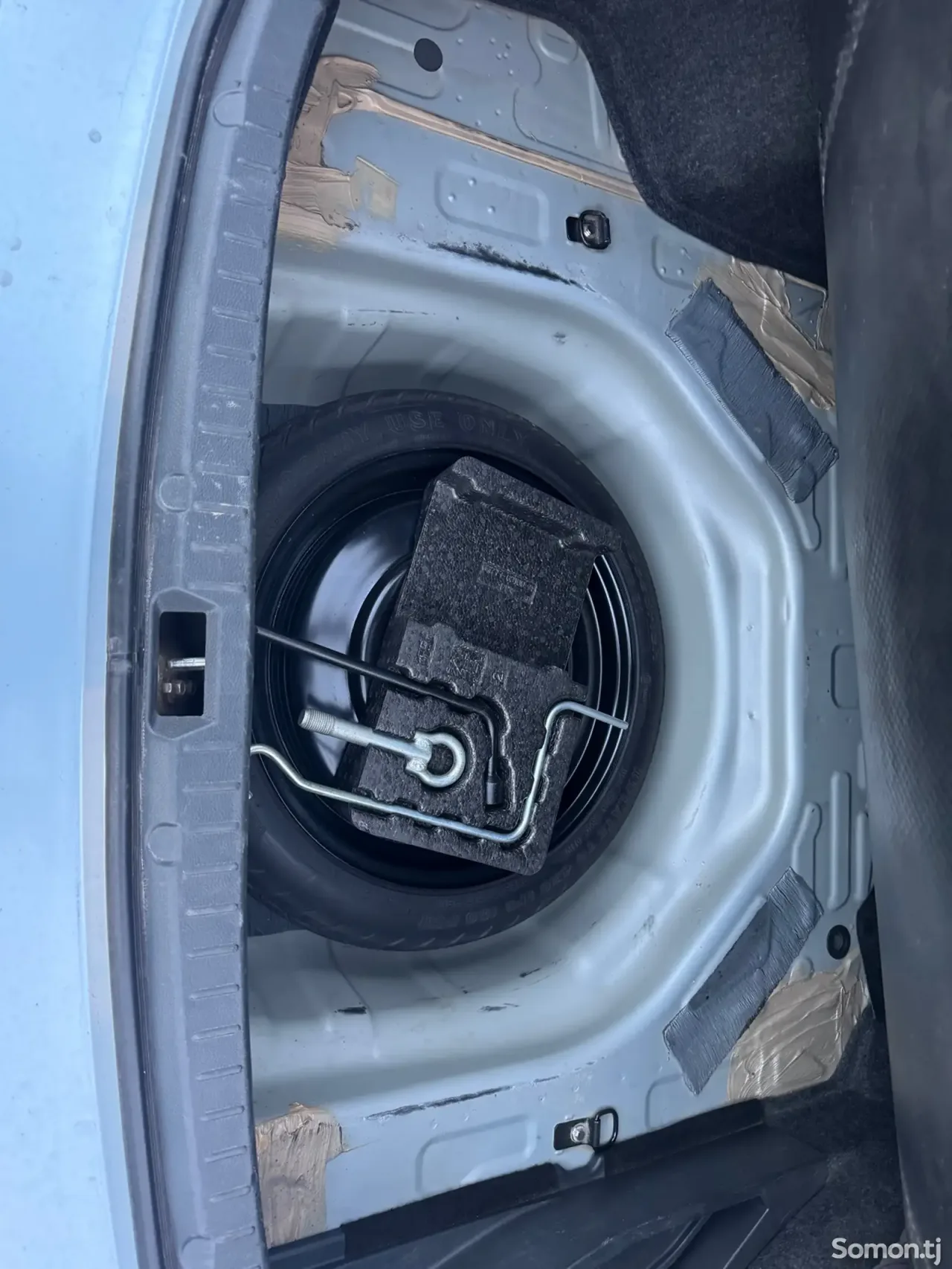 Toyota Corolla 2011 · 1.6 MT