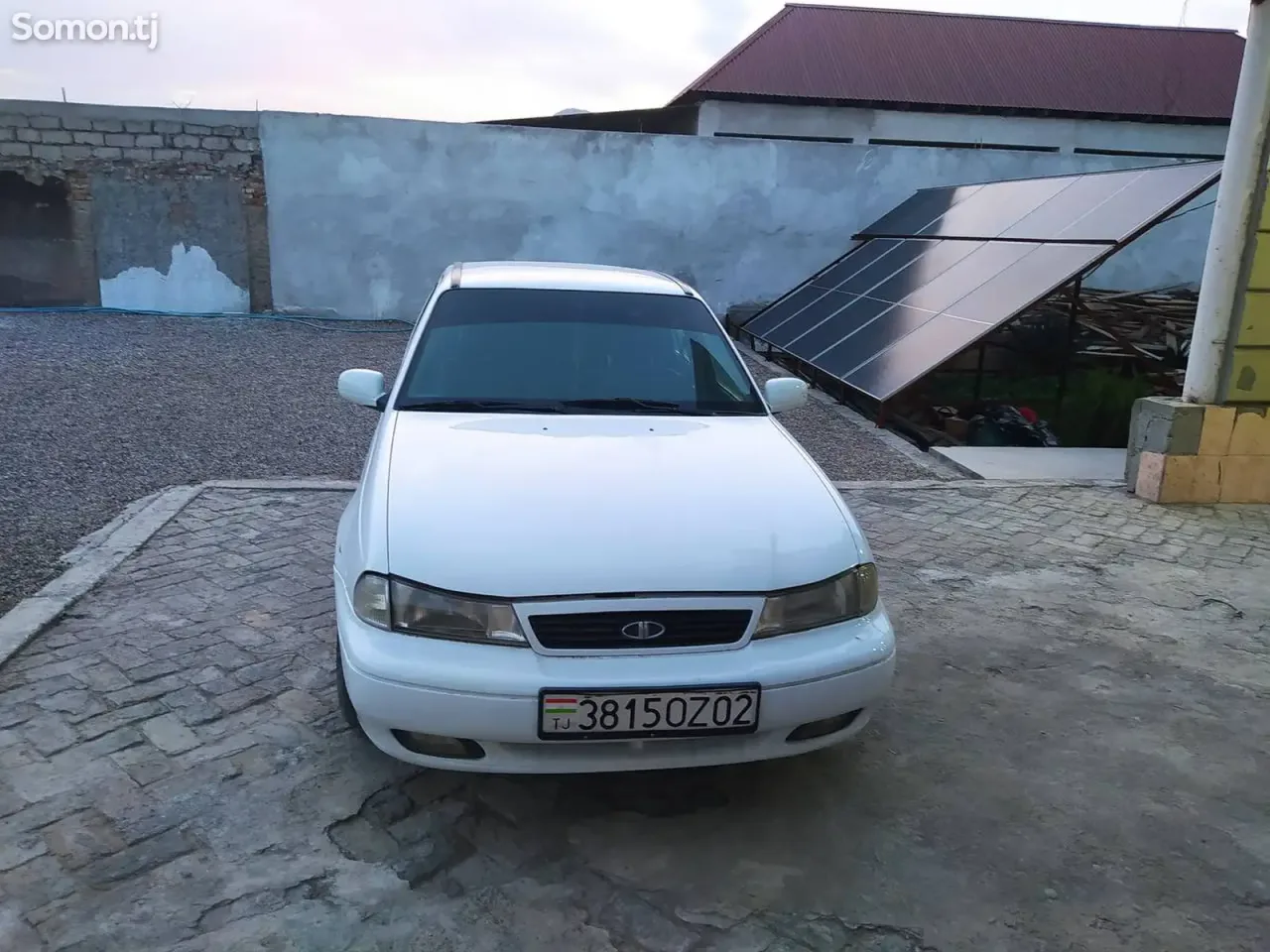 Daewoo Nexia 1995 · 1.5 MT