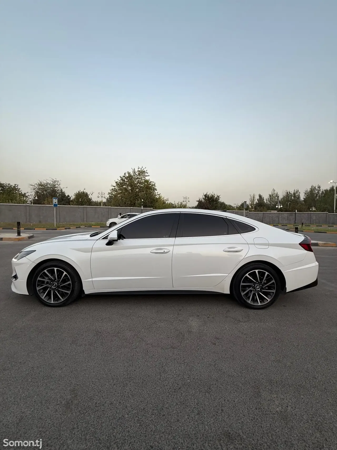 Hyundai Sonata 2022 · 2.5 AT