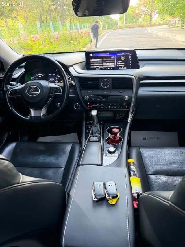 Lexus RX series 2017 · 3.5 AT