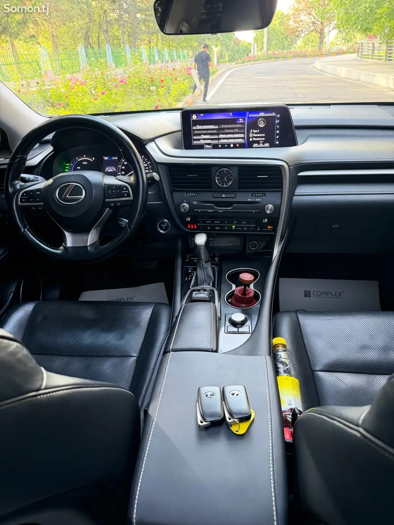Lexus RX series 2017 · 3.5 AT